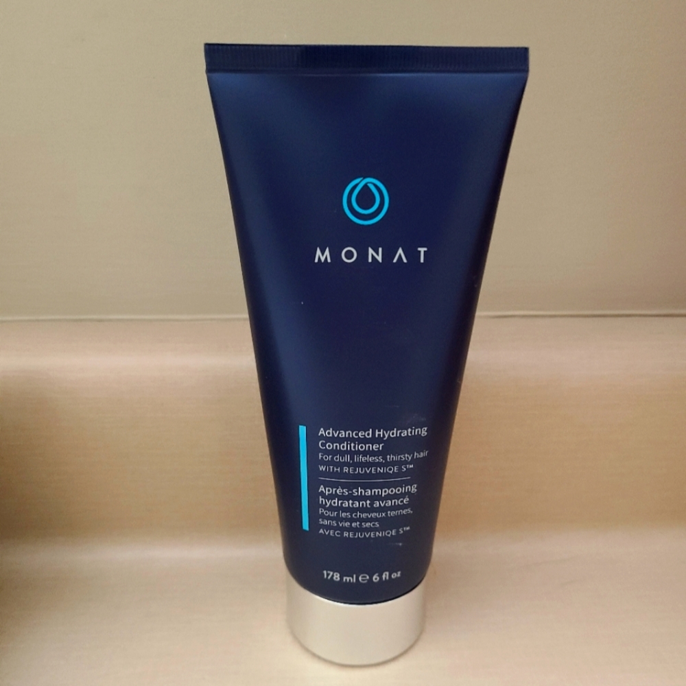 Monat Advanced Hydrating Conditioner